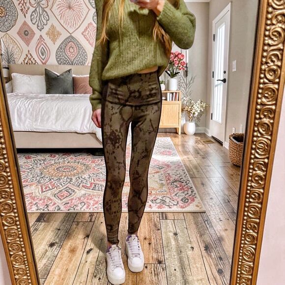 lululemon athletica Pants - RARE EUC Lululemon Beyond Boundaries Pant Snake Print Leggings size 6